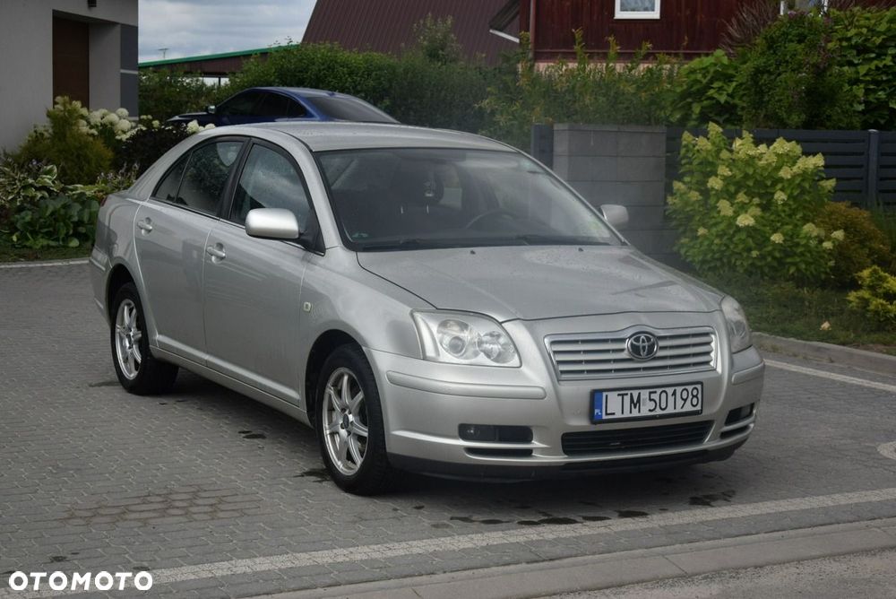 Toyota Avensis - 3