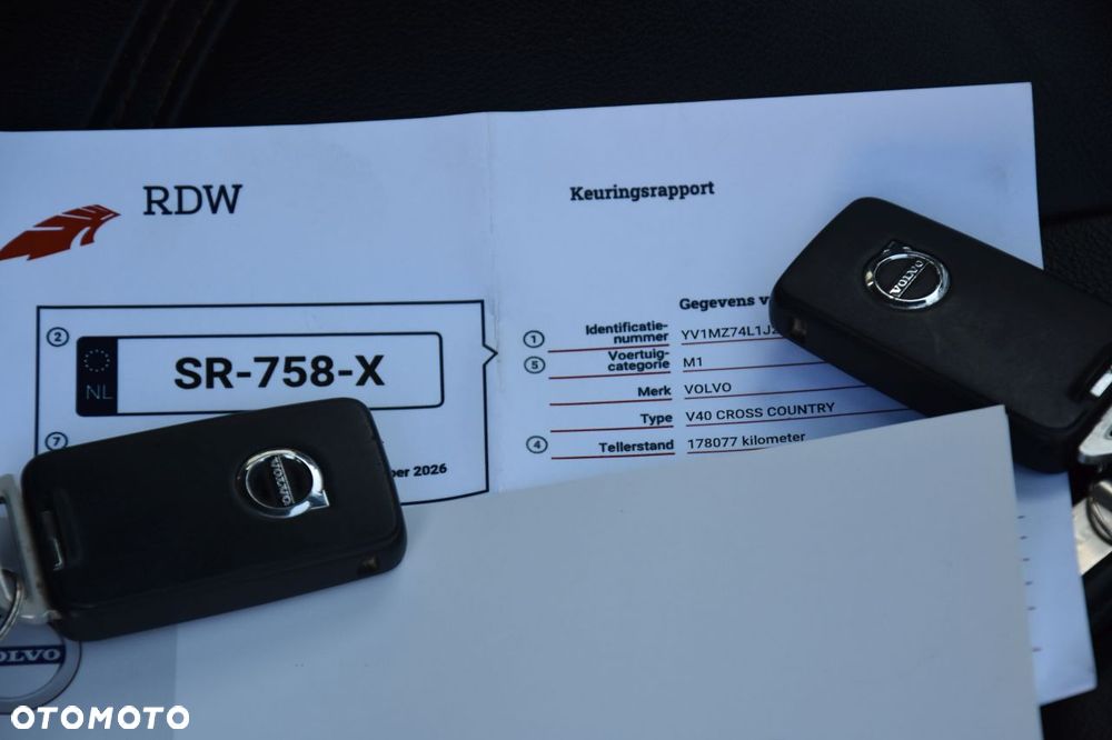 Volvo V40 Cross Country D2 Drive-E Summum - 27