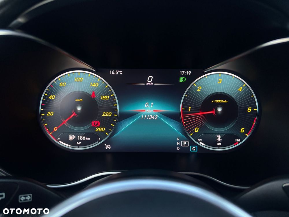 Mercedes-Benz GLC 220 d 4Matic 9G-TRONIC - 29