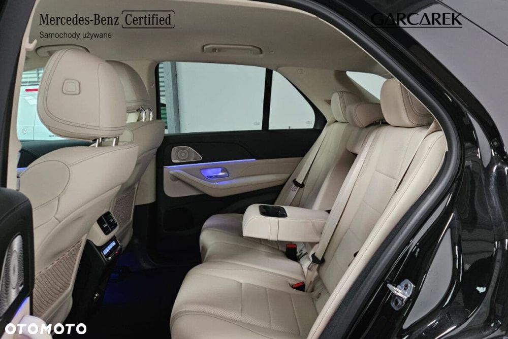 Mercedes-Benz GLE - 22