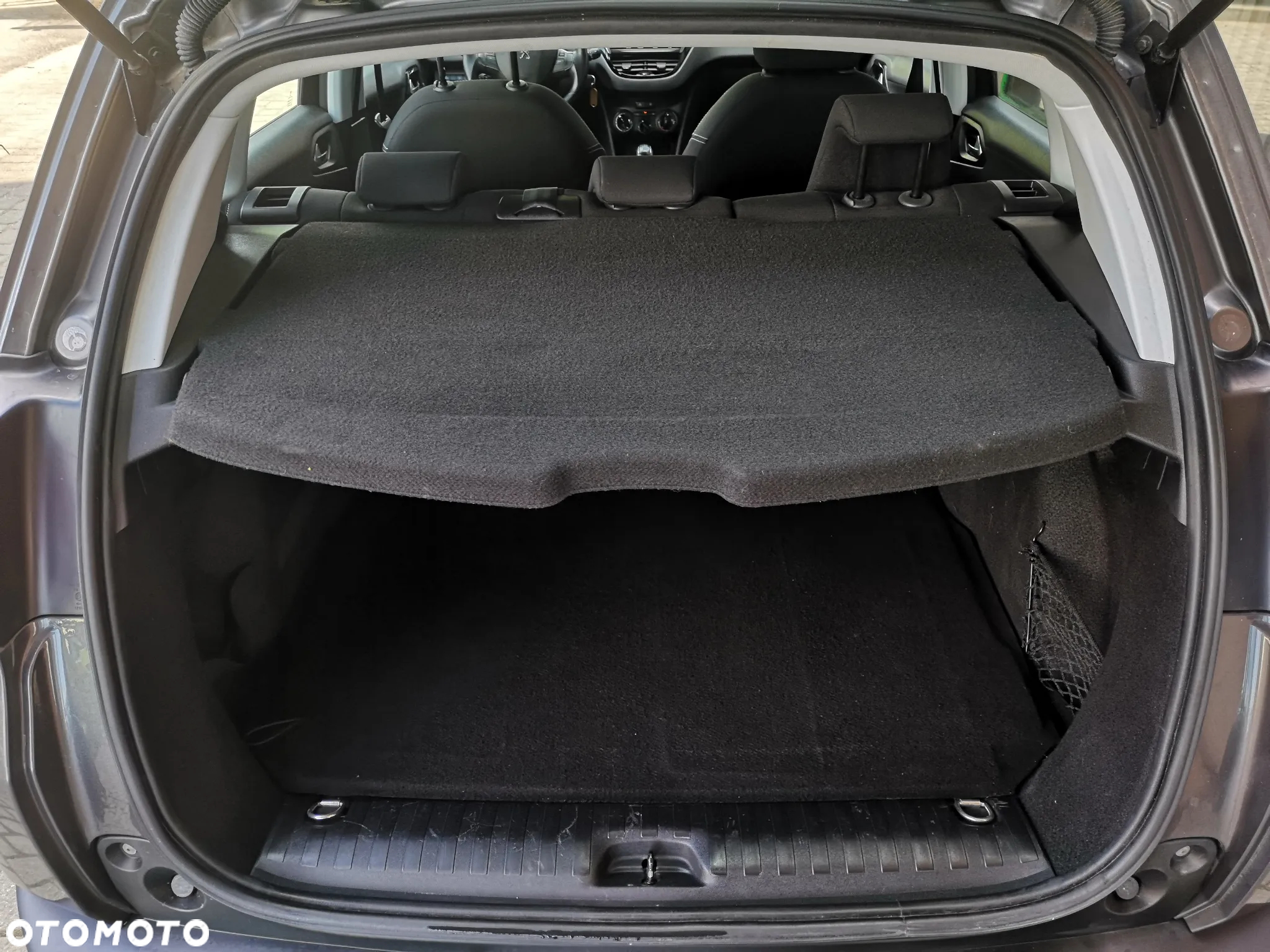 Peugeot 2008 1.5 BlueHDi Style - 24