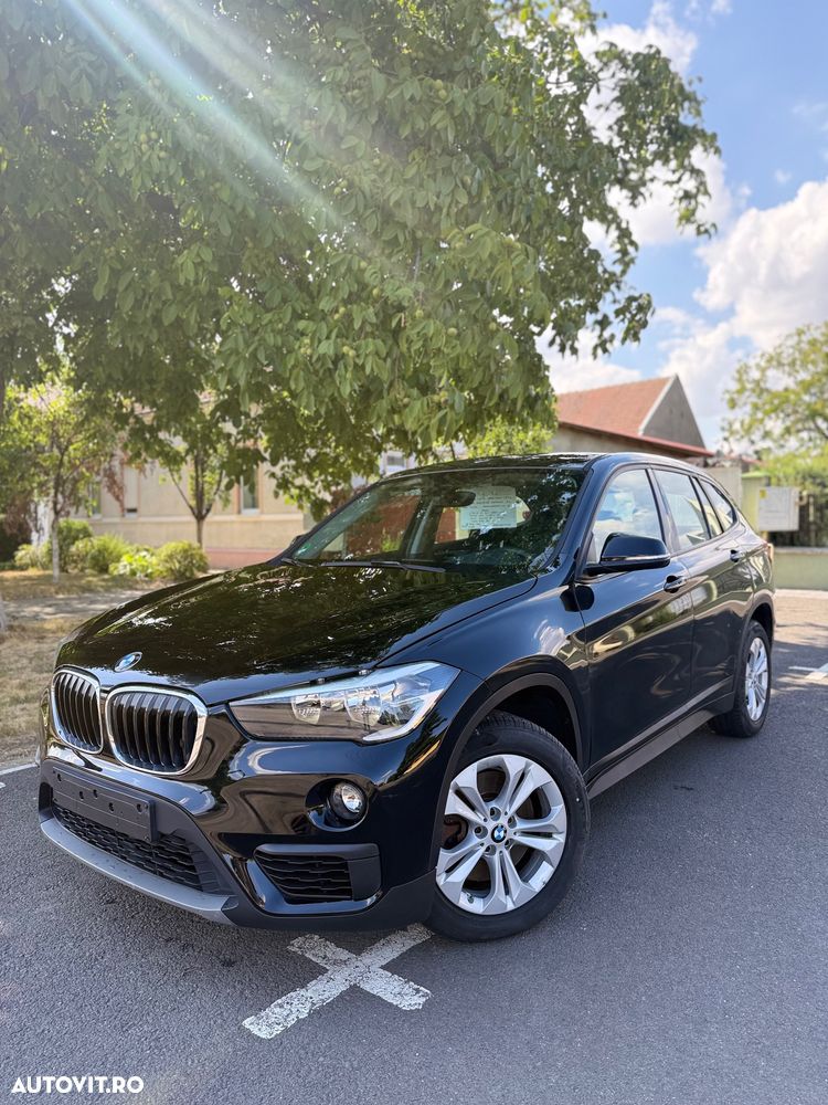 BMW X1 sDrive20i AT - 2