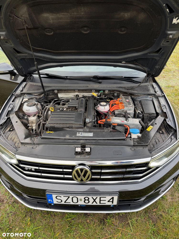 Volkswagen Passat - 28
