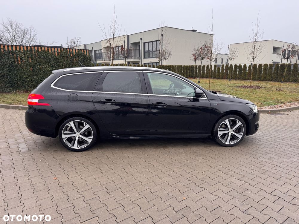 Peugeot 308 1.6 e-THP GT S&S - 5