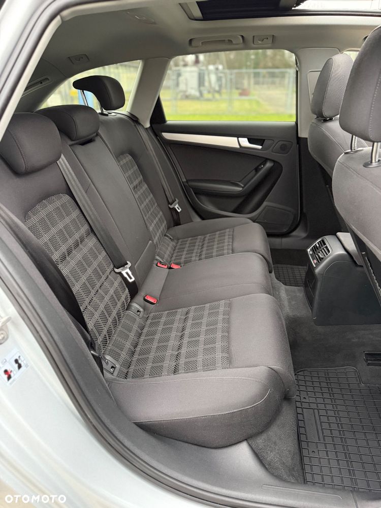 Audi A4 Avant 2.0 TDI DPF quattro S tronic Ambition - 19