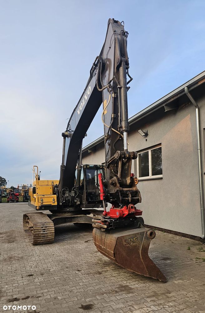 Volvo EC250DL - 8