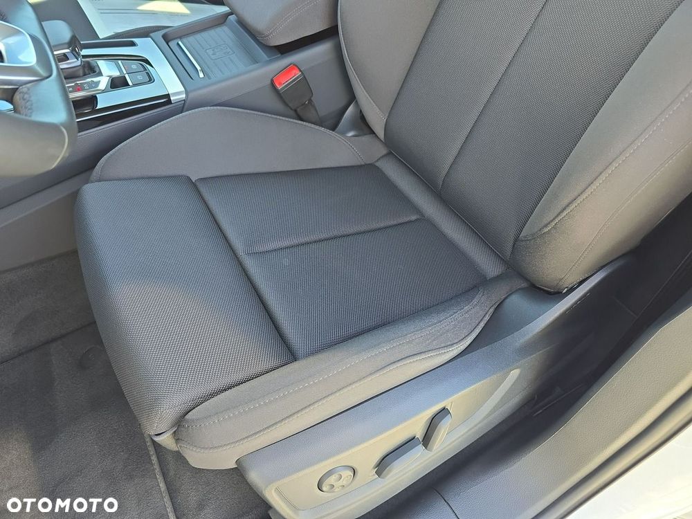 Audi Q5 40 TDI quattro S tronic S line - 12