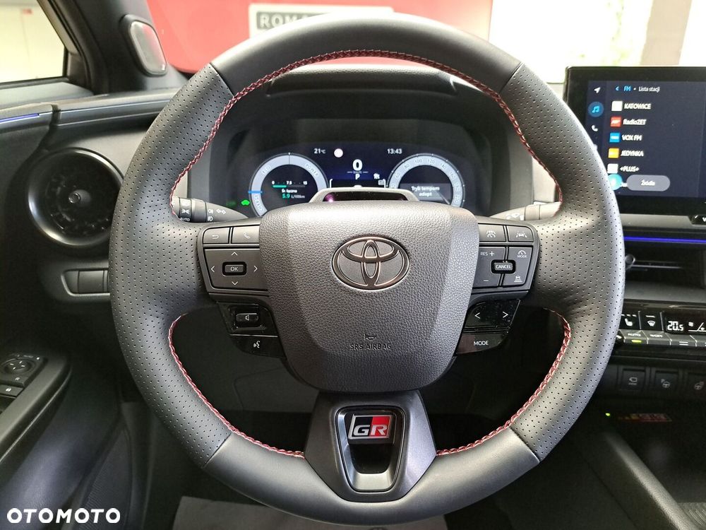 Toyota C-HR - 15