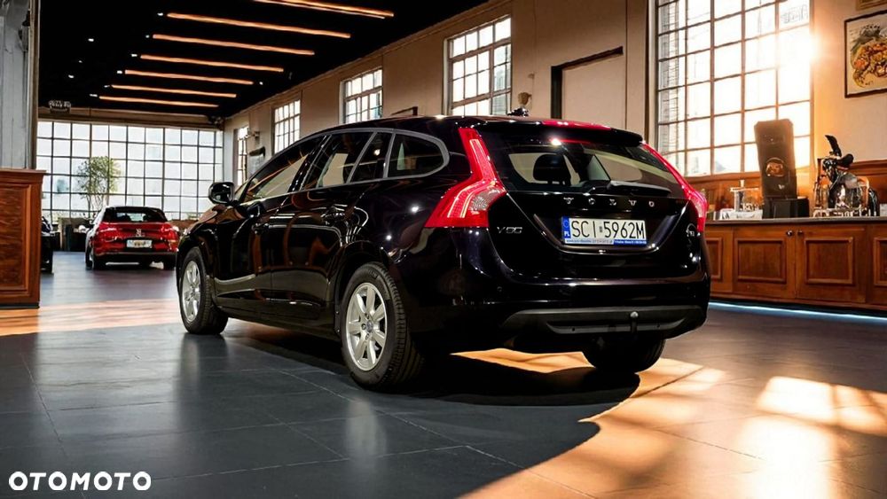 Volvo V60 T3 Edition Pro - 24
