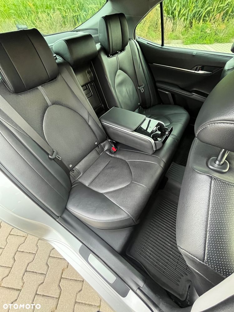 Toyota Camry 2.5 Hybrid Executive CVT - 15