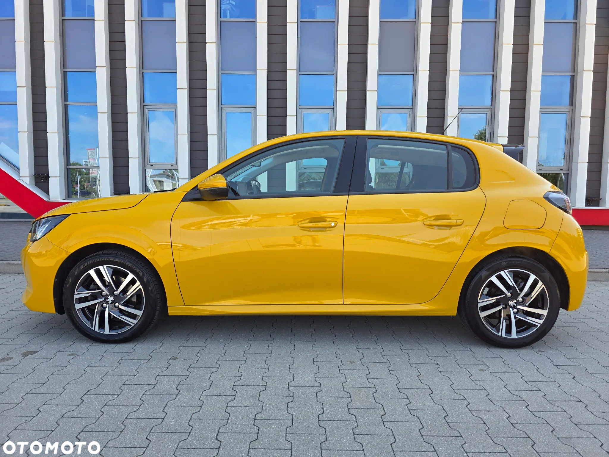 Peugeot 208 Hybrid 110 e-DSC6 Style - 3
