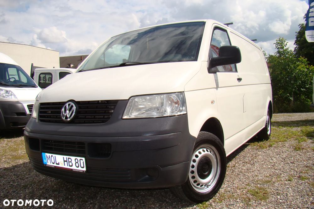 Volkswagen Transporter - 1
