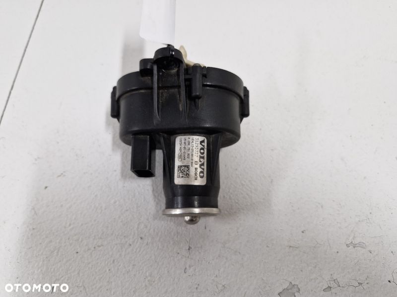 VOLVO V40 II 2 2.0 D4 NASTAWNIK KLAP KOLEKTORA 31293737 - 1