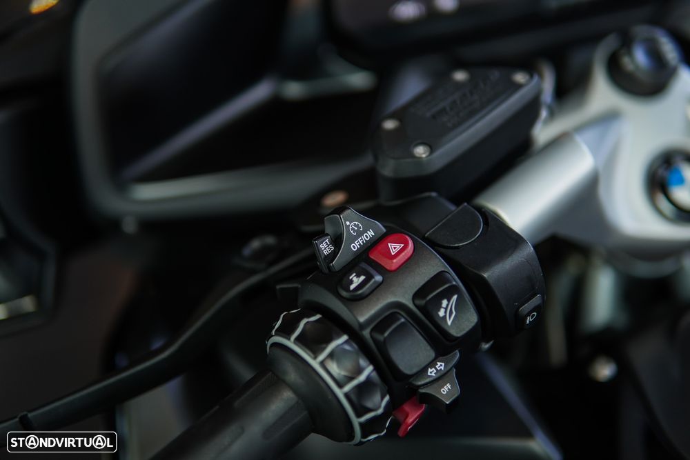 BMW R 1250 RT TRIPLE BLACK - 32