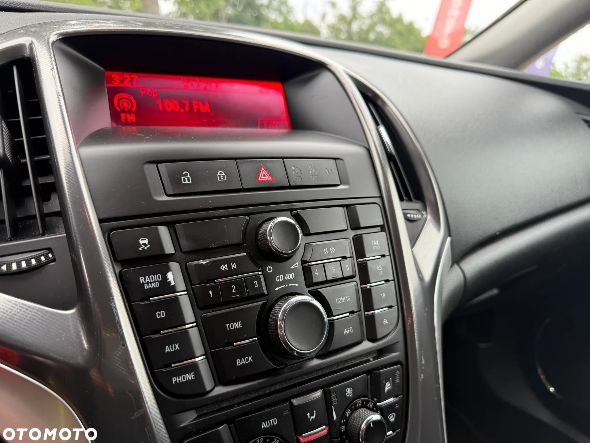 Opel Astra 1.4 EcoFLEX Cosmo - 29