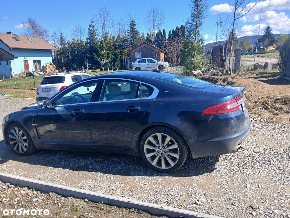 Jaguar XF 3.0 V6 D - 1
