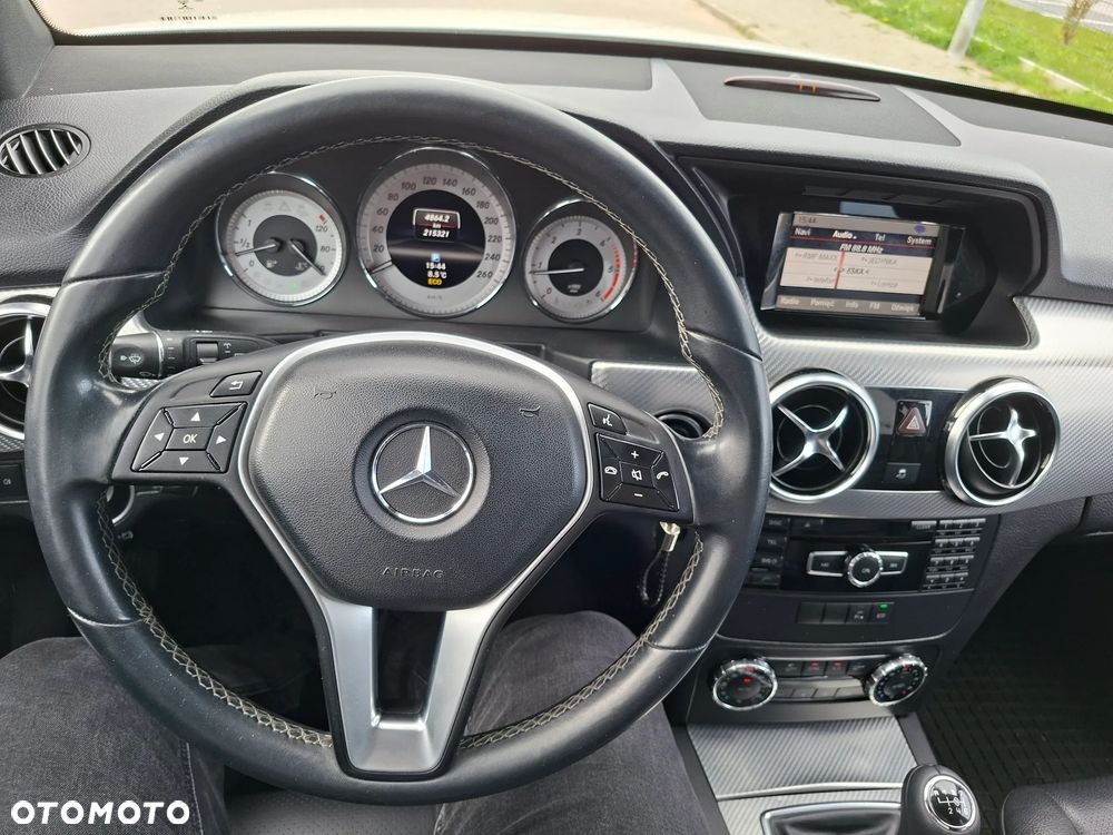 Mercedes-Benz GLK - 6