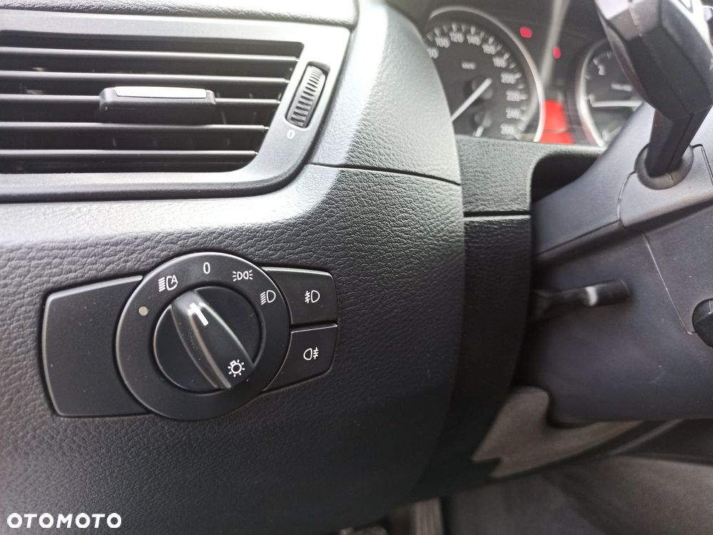 BMW X1 - 17