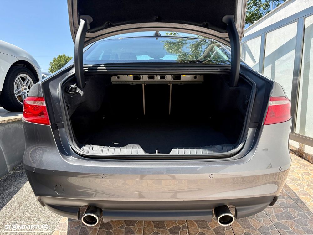 Jaguar XF 3.0 TDV6 Portfolio Aut. - 7