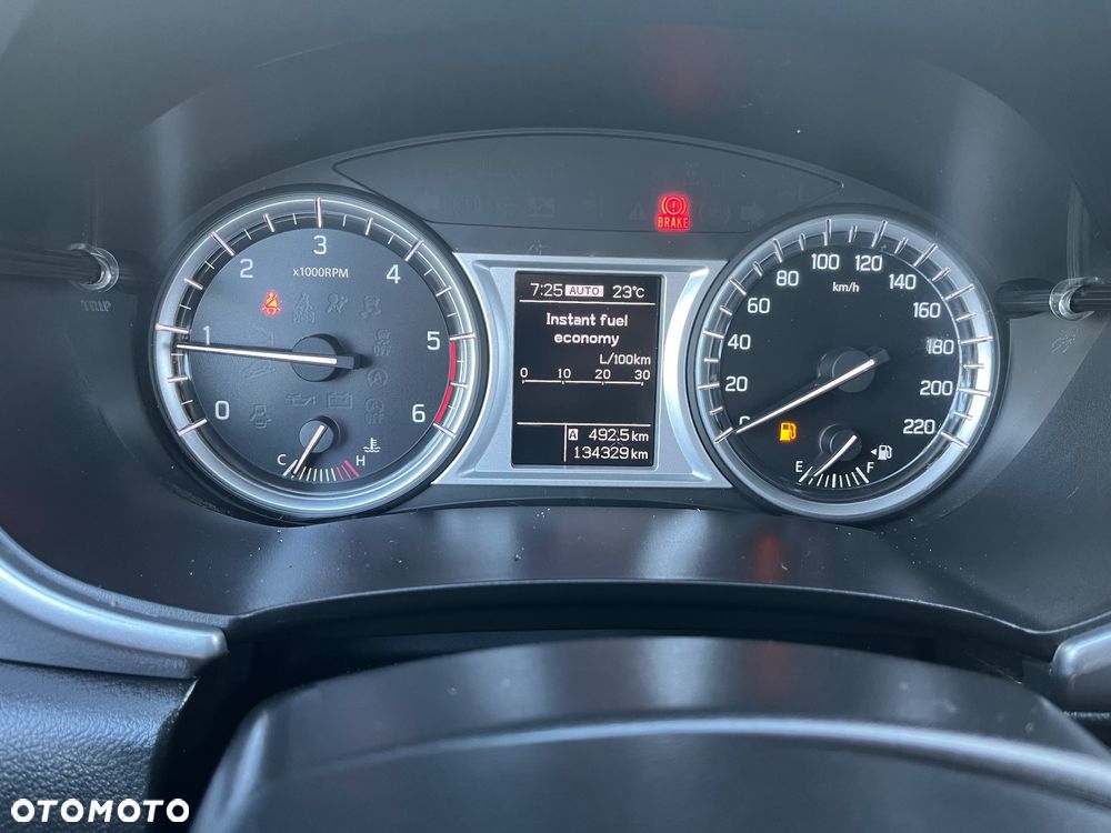 Suzuki Vitara - 11