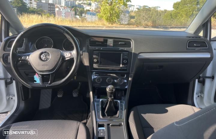 VW Golf 1.6 TDI Confortline - 2