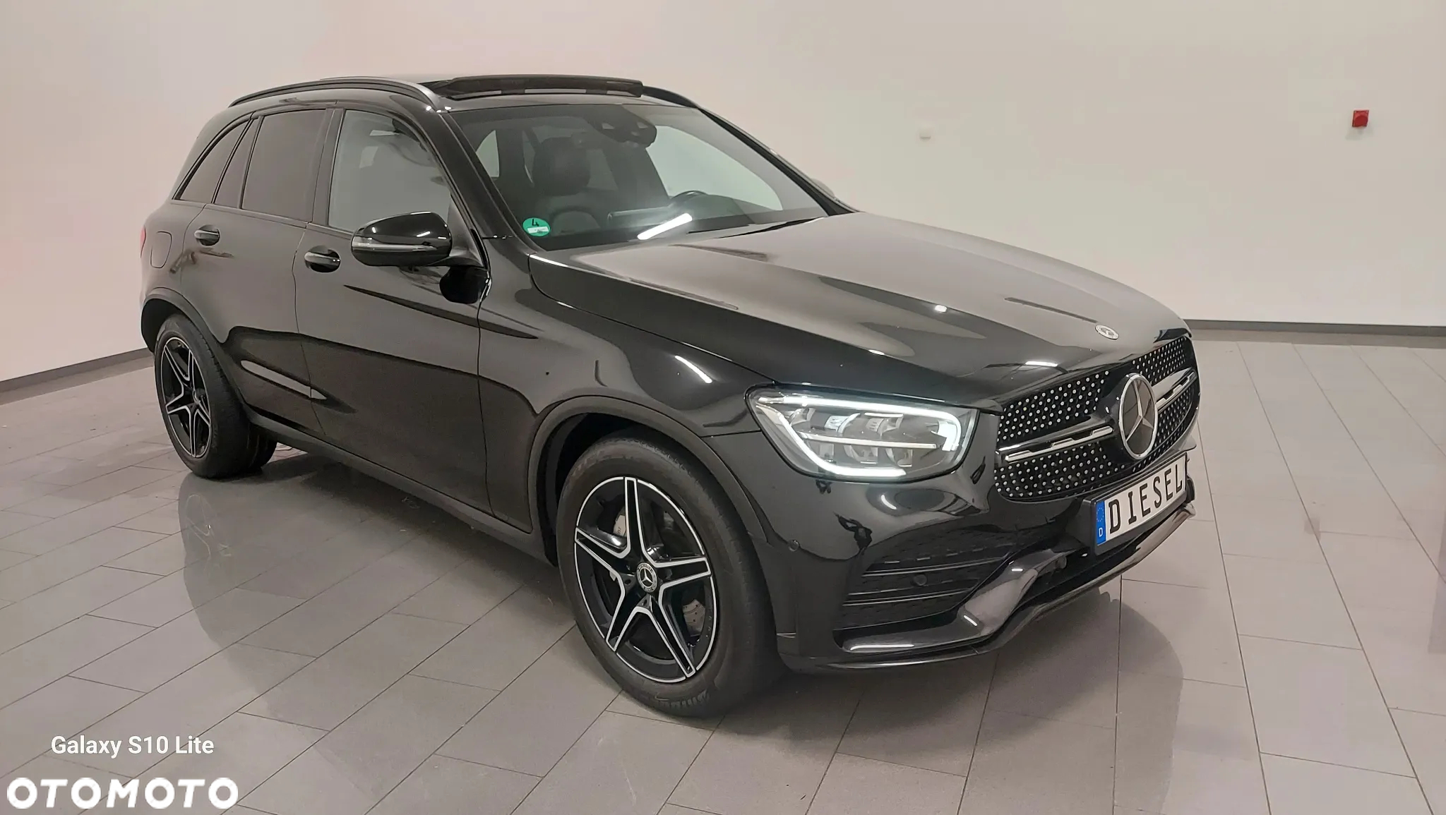 Mercedes-Benz GLC 300 d 4Matic 9G-TRONIC AMG Line Plus - 2