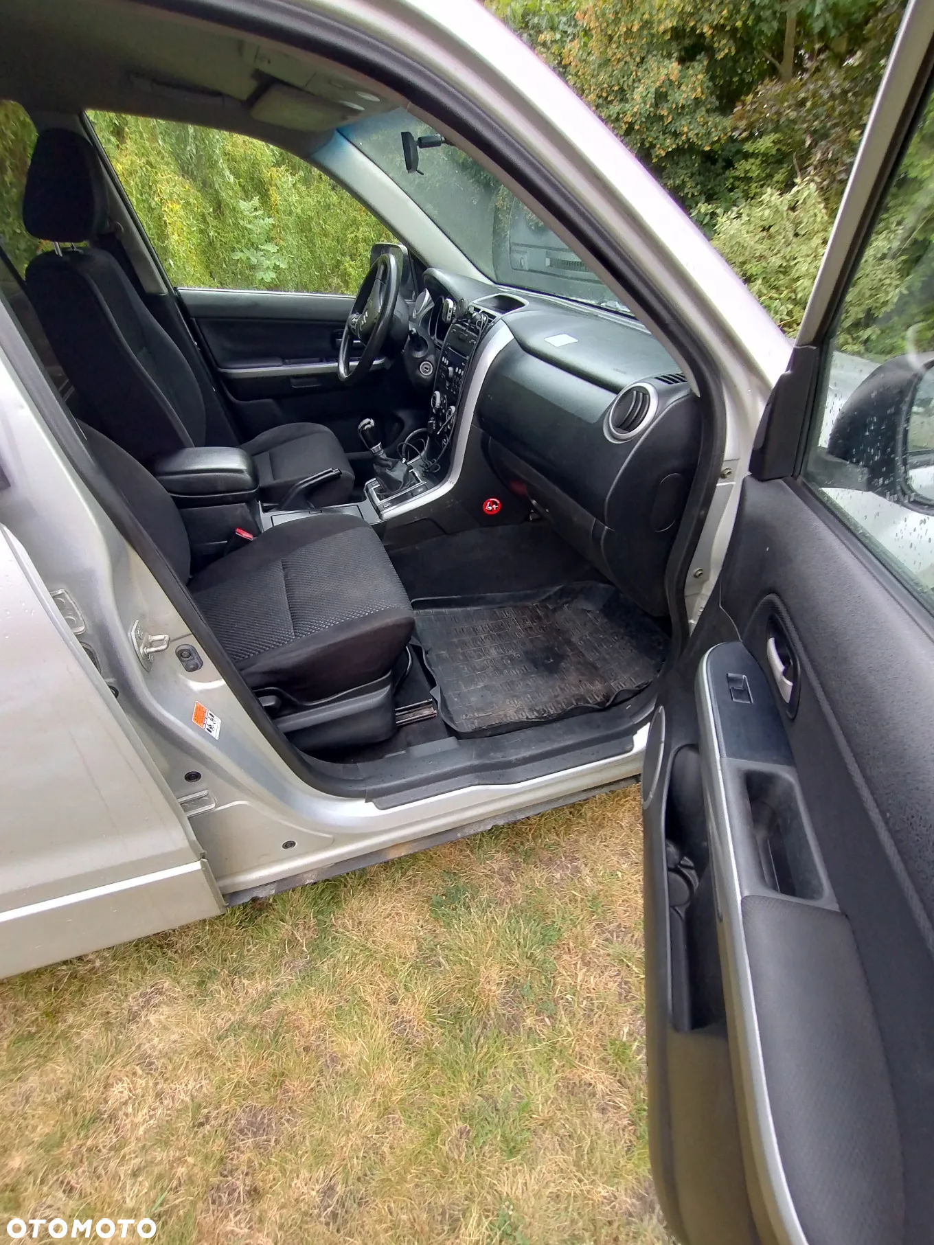 Suzuki Grand Vitara 2.0 - 11