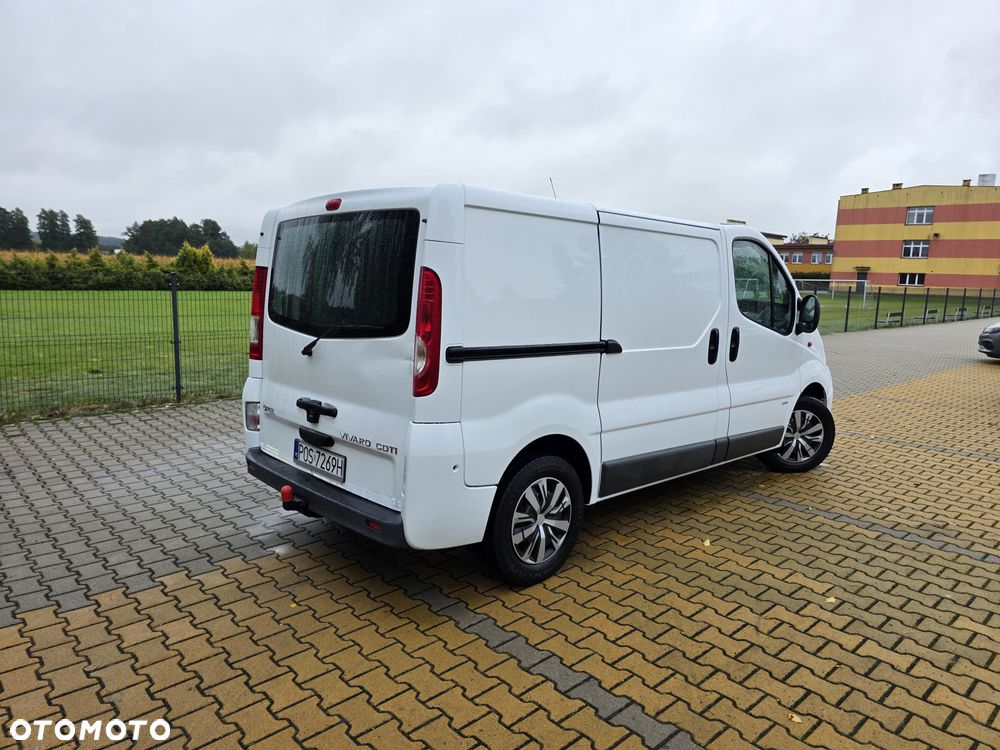 Opel Vivaro - 6