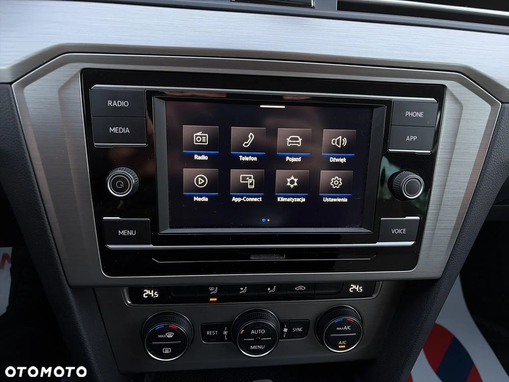 Volkswagen Passat 1.5 TSI EVO Business DSG - 23