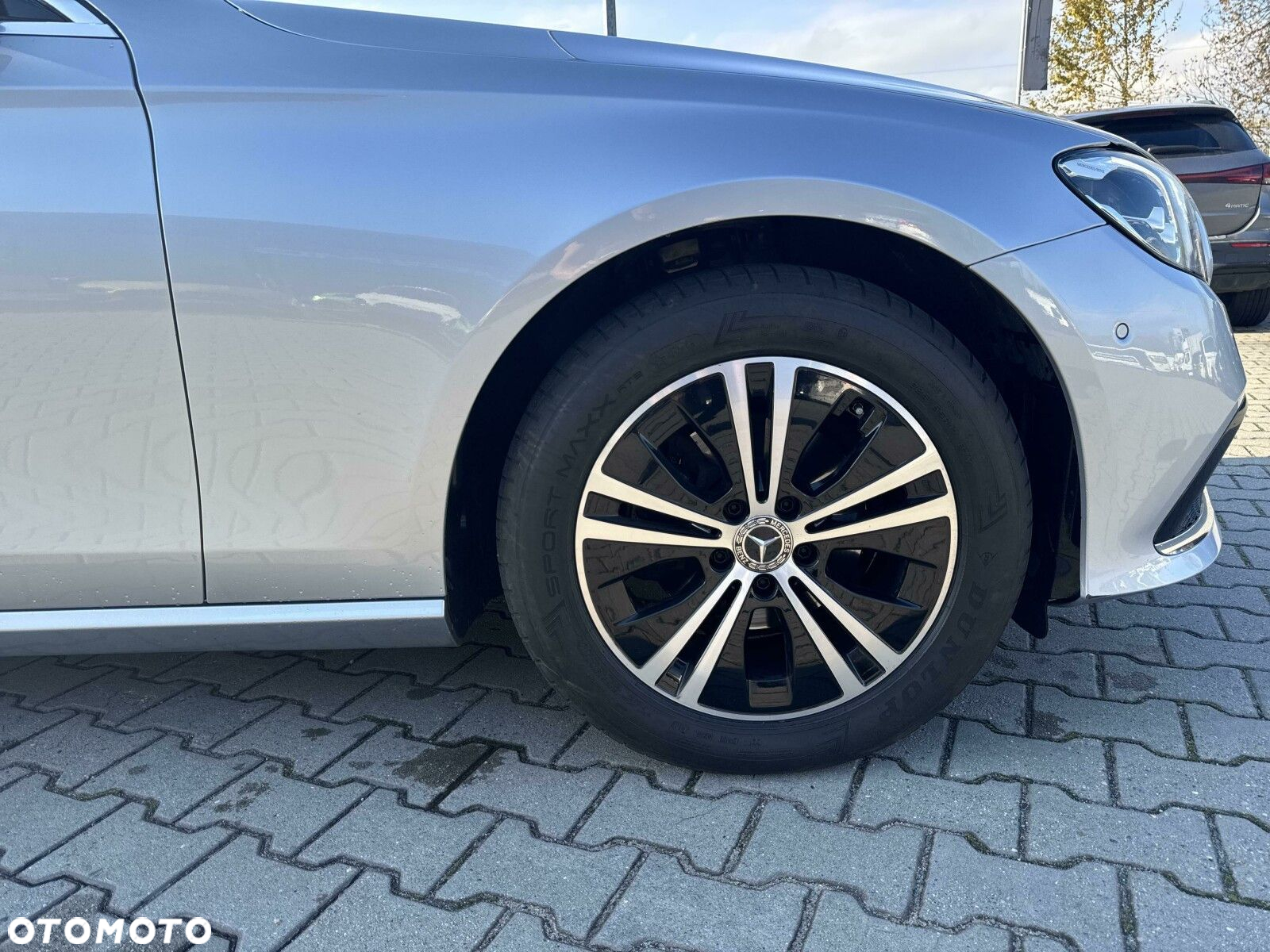 Mercedes-Benz Klasa E 220 d - 9