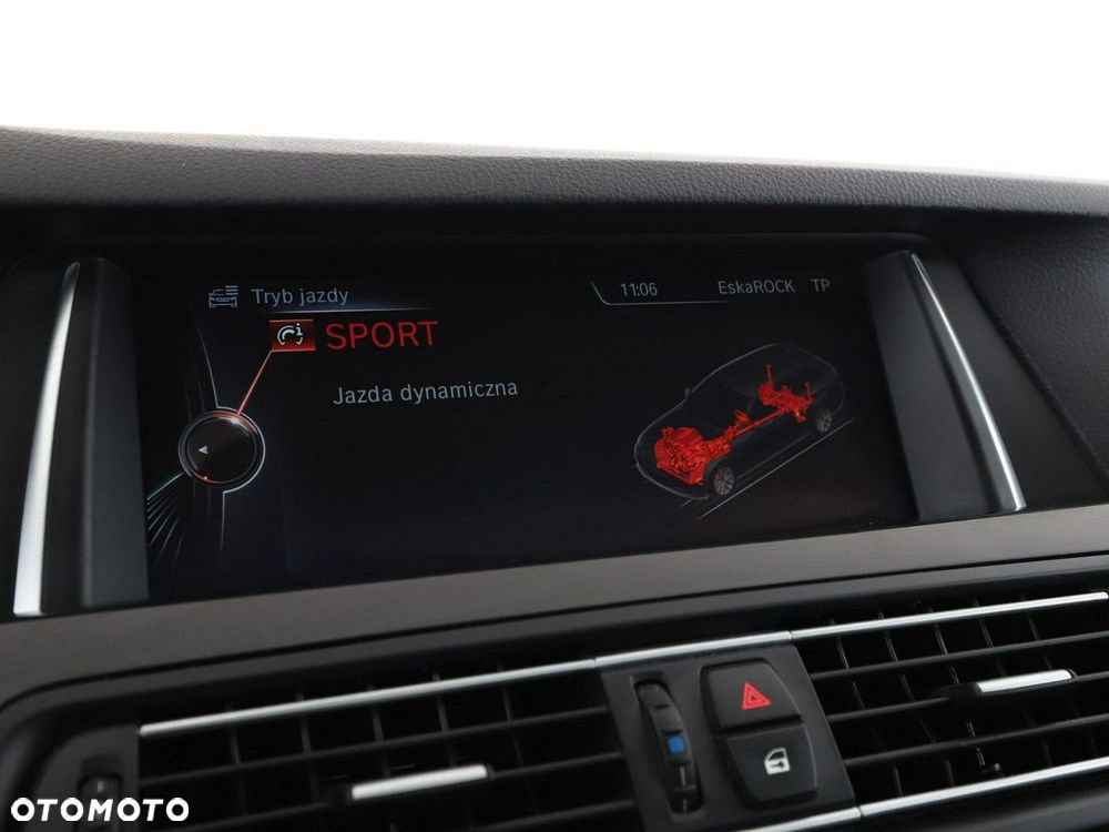 BMW Seria 5 520d xDrive - 27