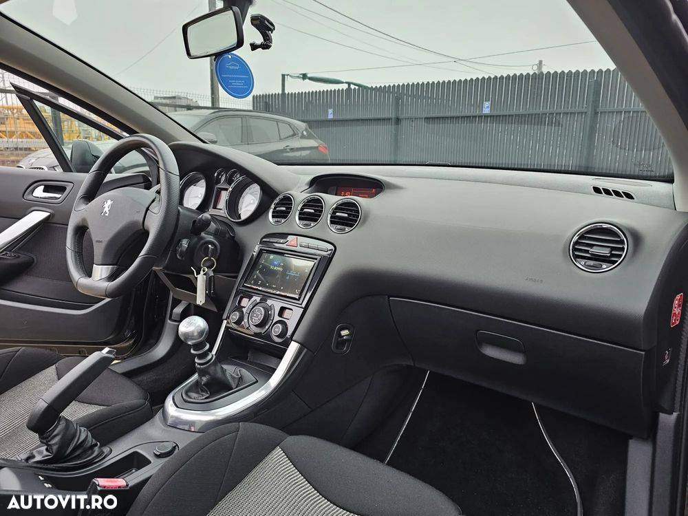 Peugeot 308 CC 1.6 E Premium Pack - 22