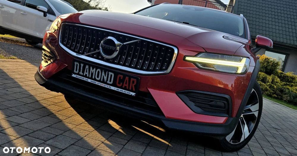 Volvo V60 Cross Country D4 AWD Geartronic Pro - 1