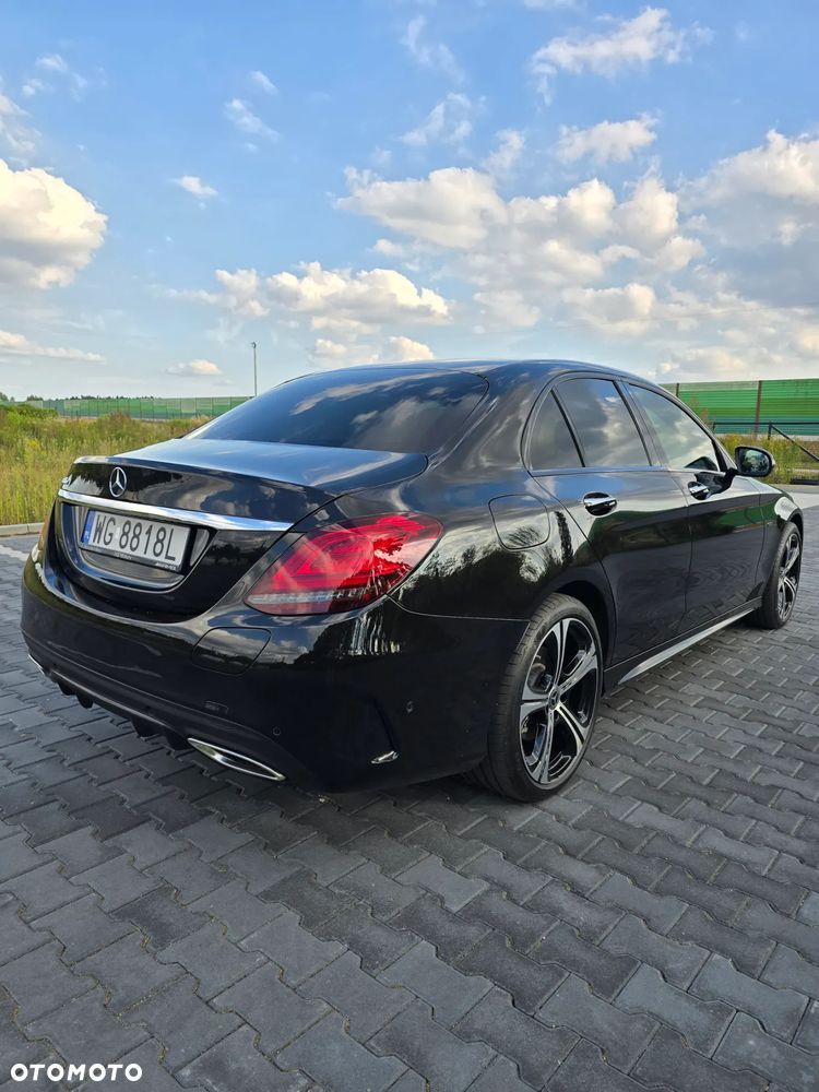 Mercedes-Benz Klasa C 300 e 9G-TRONIC - 36
