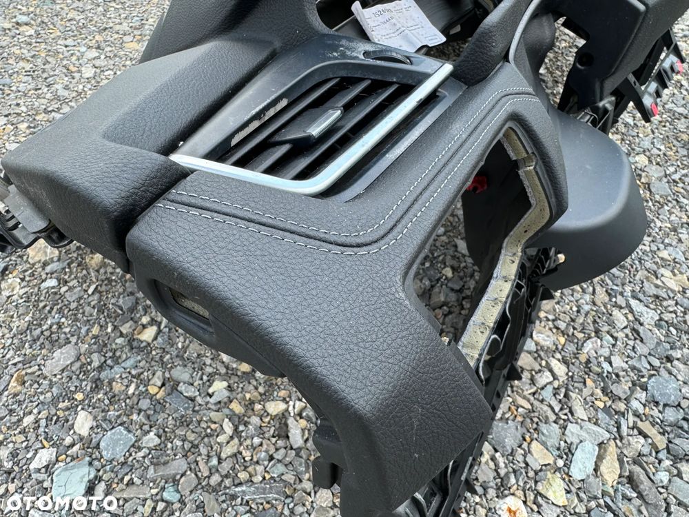 DESKA KONSOLA KOKPIT PODUSZKA PASY BMW F45 F46 ORYGINALNA - 6