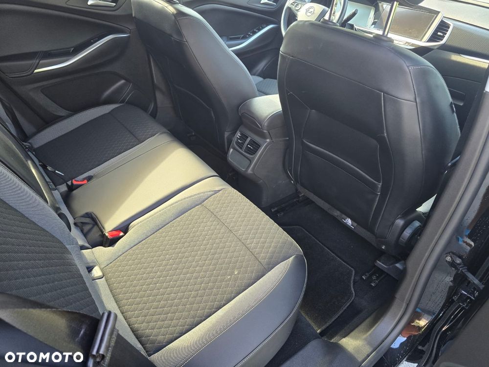 Opel Grandland 1.2 T Business Edition S&S - 12