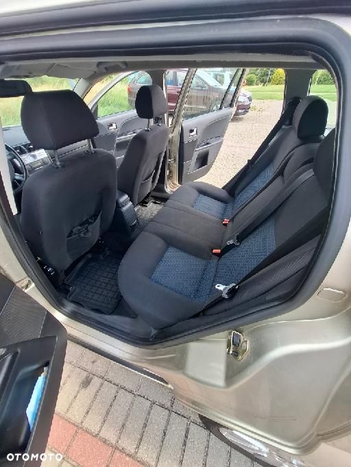 Ford Mondeo 2.0 TDCi Trend - 13