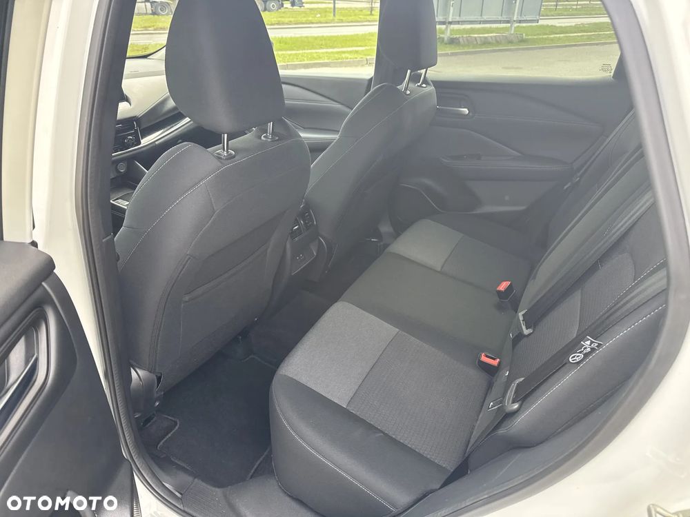 Nissan Qashqai 1.3 DIG-T MHEV N-Connecta Xtronic - 14
