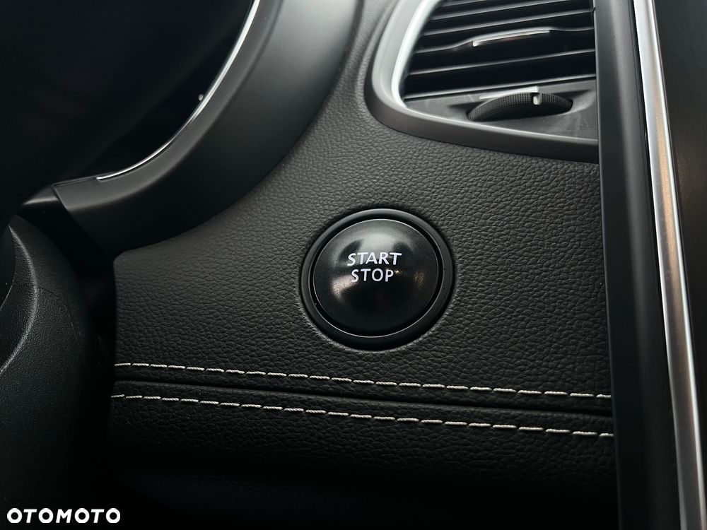 Renault Grand Scenic - 23