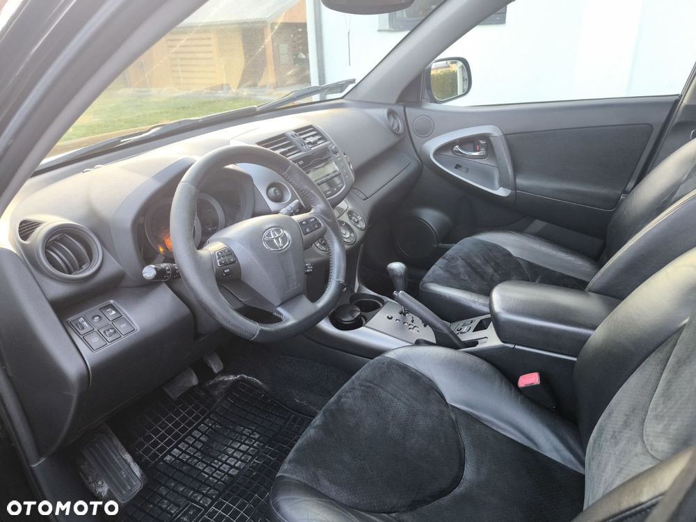 Toyota RAV4 2.0 VVT-i Prestige MS - 10