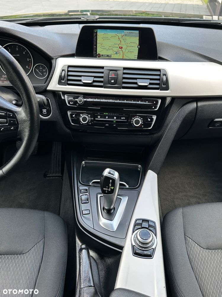 BMW Seria 3 - 17