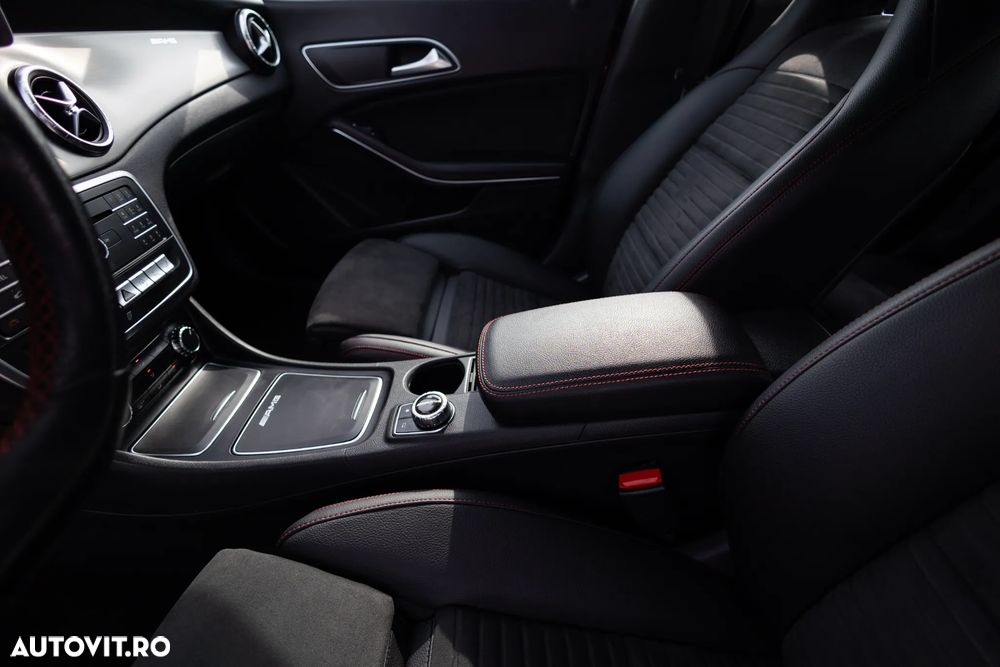 Mercedes-Benz CLA 200 - 36
