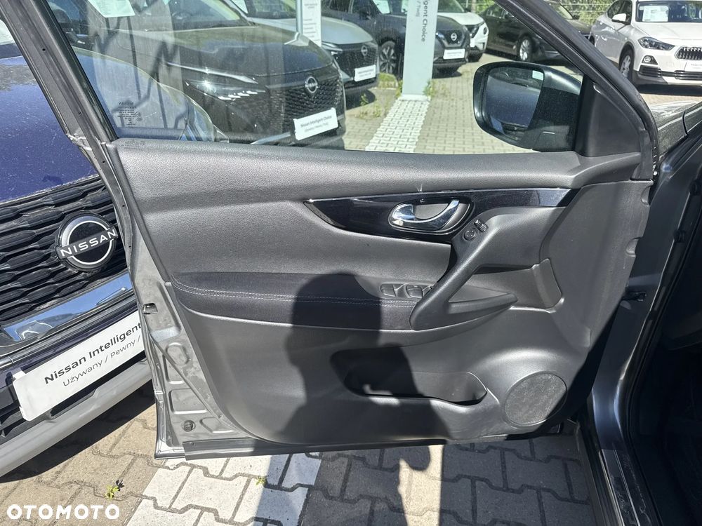 Nissan Qashqai 1.2 DIG-T Acenta EU6 - 18