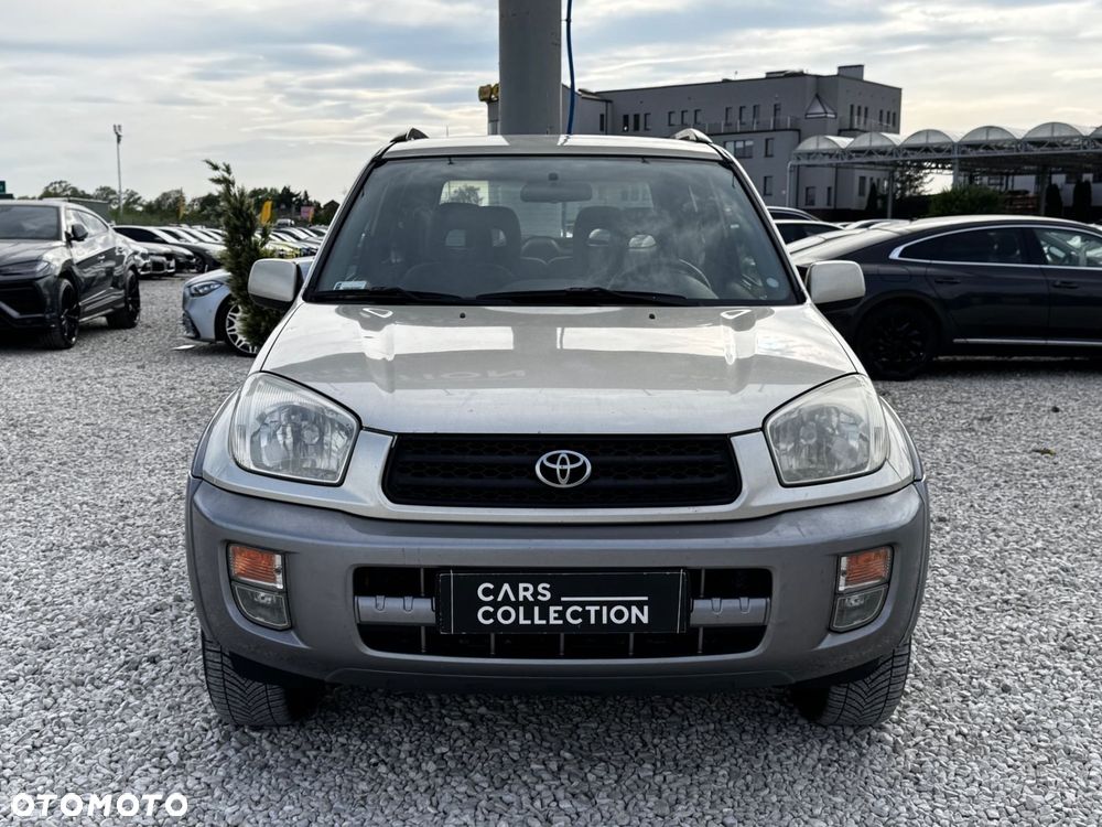 Toyota RAV4 - 9