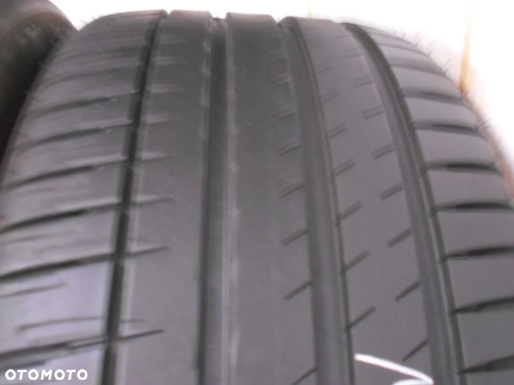 OPONY 255/40R20 MICHELIN PILOT SPORT EV TO DOT 0624 / 0222 6.6MM - 3