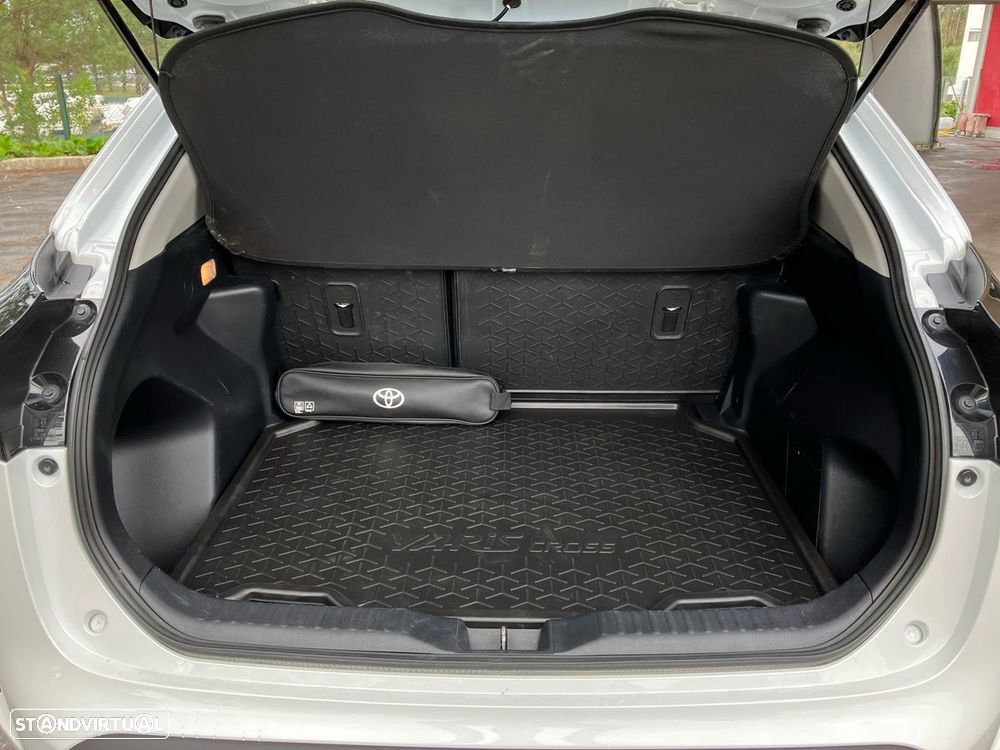 Toyota Yaris Cross 1.5 HDF Comfort Plus - 10
