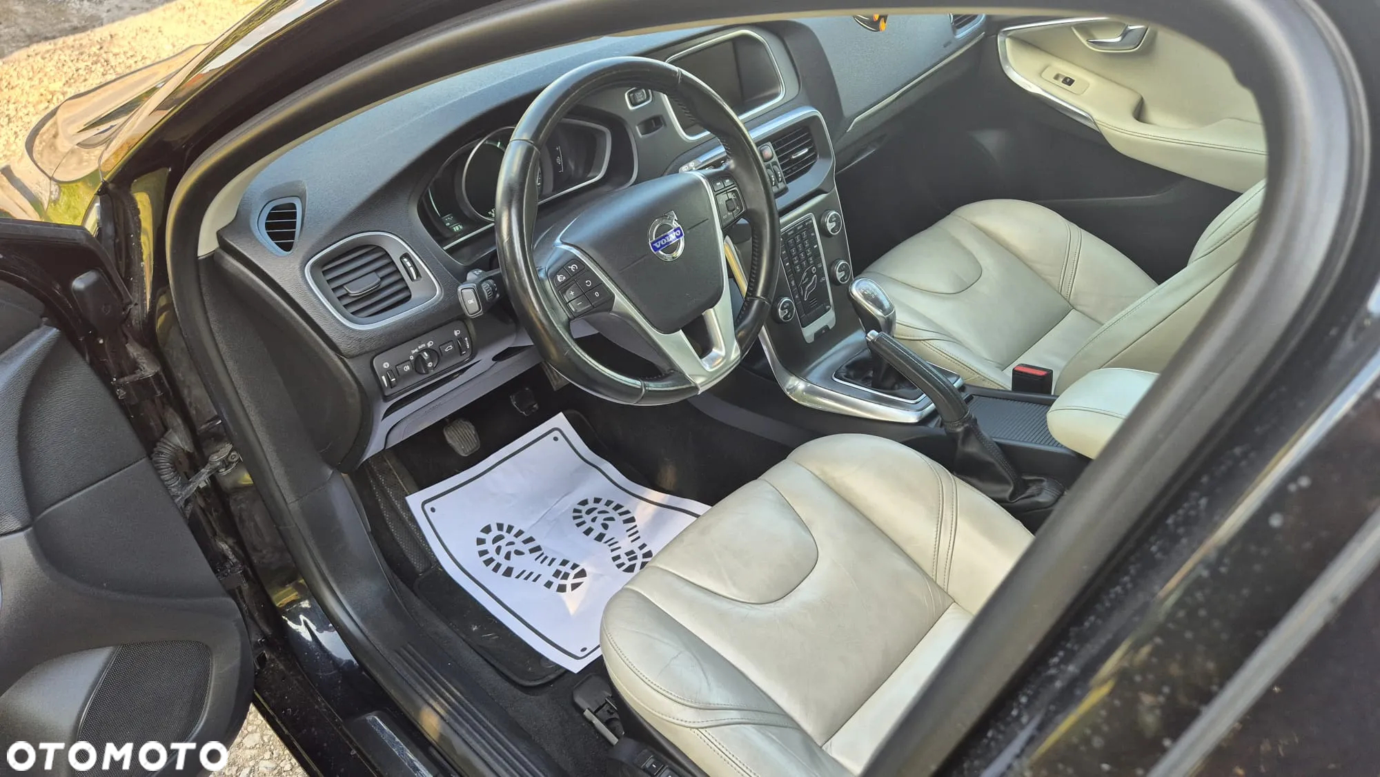 Volvo V40 - 13