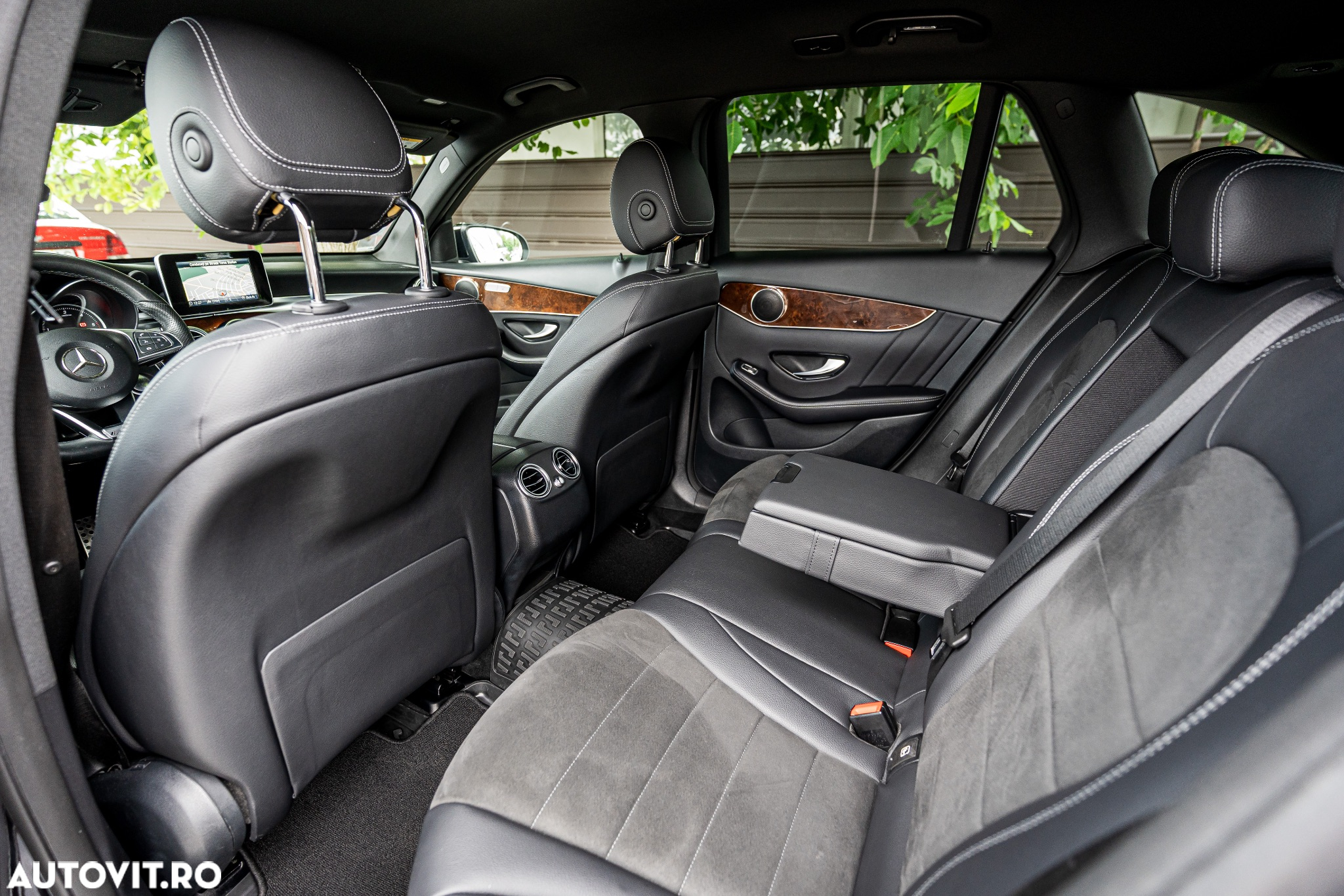 Mercedes-Benz GLC 350 d 4Matic 9G-TRONIC AMG Line - 25