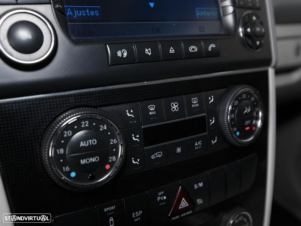 Mercedes-Benz ML 320 - 17