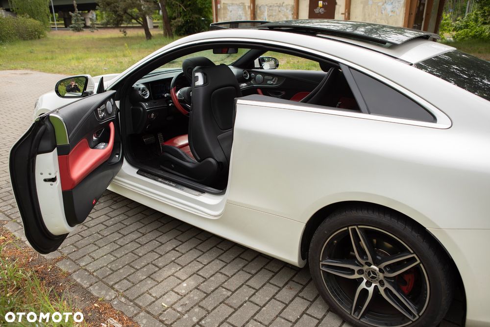 Mercedes-Benz Klasa E 220 d 4-Matic 9G-TRONIC - 13